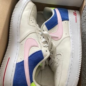 Womens Nike Air Force One